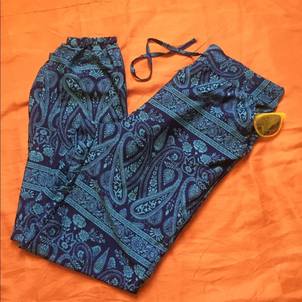 Cute joggers 🔵